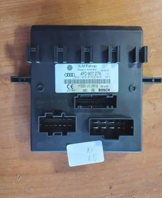 Audi Q7 4L Comfort/convenience module 4F0907279 4F0910279K