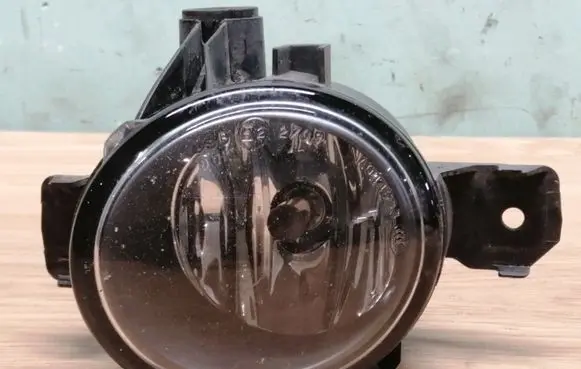 BMW 1 E81 E87 Front fog light 6924655 89203675