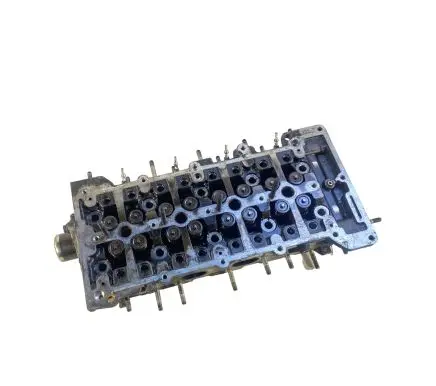Opel Astra J Engine head 55571949