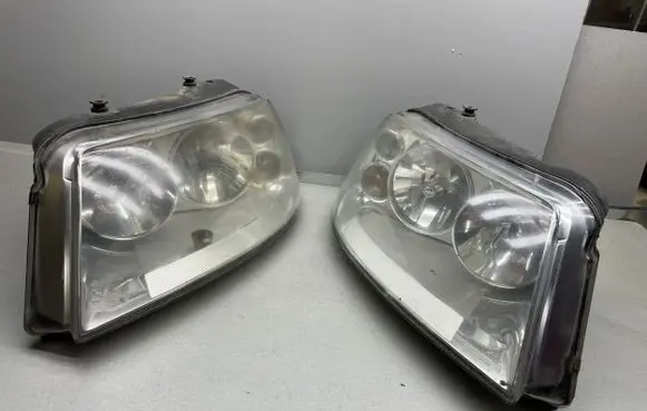 Volkswagen Sharan Headlights/headlamps set 