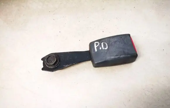 Mitsubishi Galant Front seatbelt buckle g3399