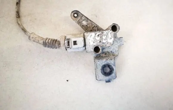 Mitsubishi Outlander Front height sensor lever 