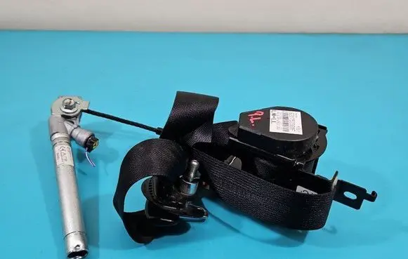 Mitsubishi Space Star Front seatbelt 622182000A IMPRK1418069