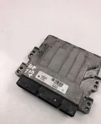 Renault Megane IV Engine control unit/module 237106288R