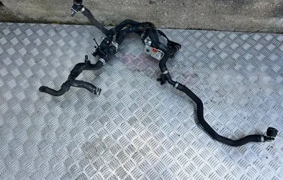 Porsche Taycan 9J1 Water pump 9J1965567D