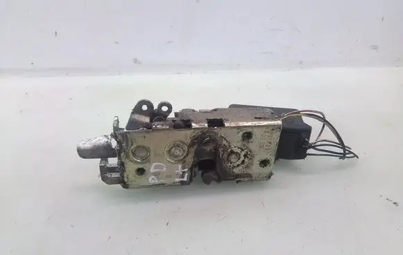 Volkswagen II LT Front door lock 