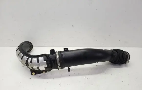 Ford Fusion II Air intake hose/pipe DS739R504FB DS739R504