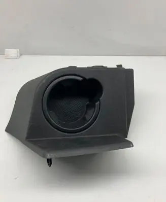 Cup holder front