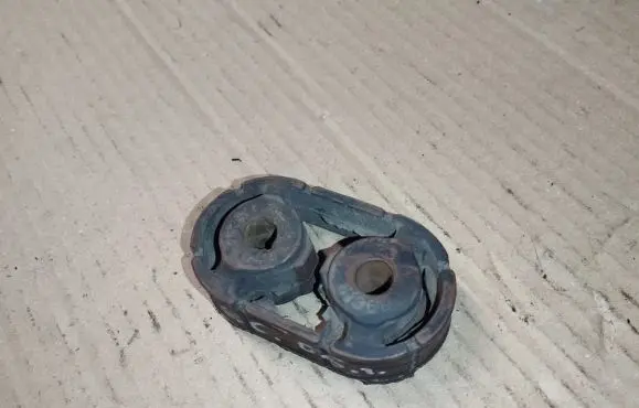 Muffler mount bracket/holder