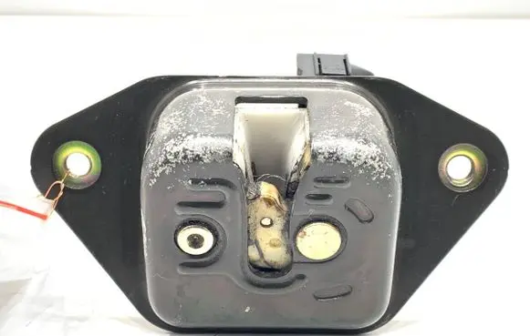 Honda Accord Tailgate exterior lock 