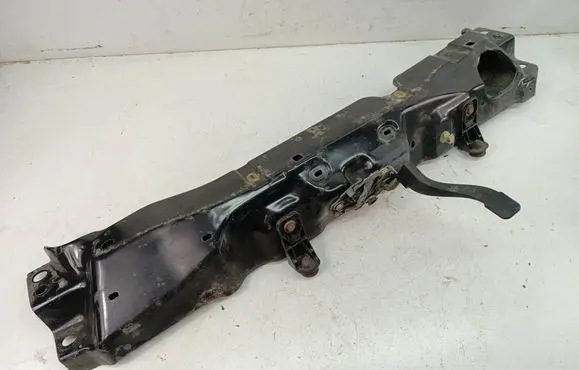 Peugeot 301 Front bodywork piece 756300