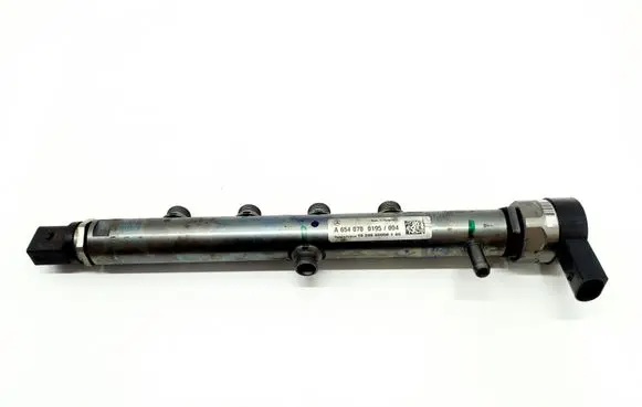 Fuel main line pipe