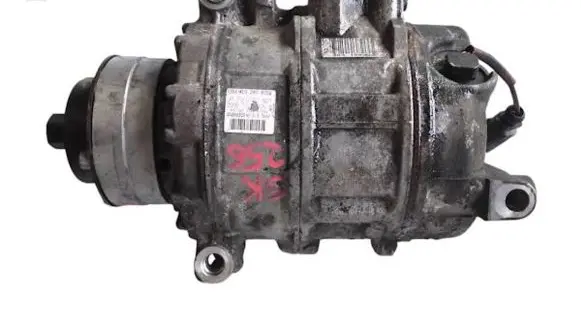 Audi A8 S8 D3 4E Air conditioning (A/C) compressor (pump) 4E0260805Q