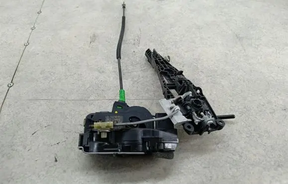 Opel Insignia A Rear door lock 13578024