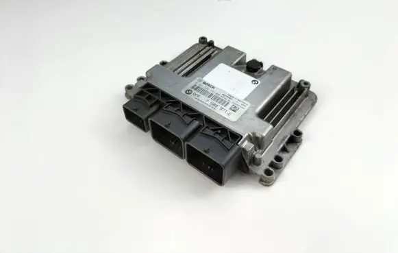 Mini One - Cooper Coupe R56 Engine control unit/module 0261S04563 030235832 7589971