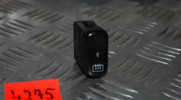 Mercedes-Benz Vito Viano W638 Windscreen/window heater switch 0055450307