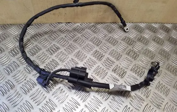 Ford Focus Wires (starter motor) AV6T14A280AAD
