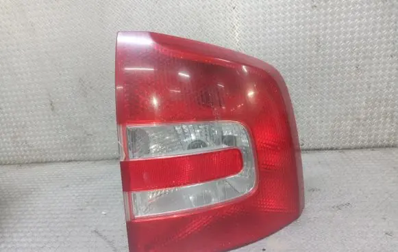 Skoda Octavia Mk2 (1Z) Rear/tail lights 1Z9945096