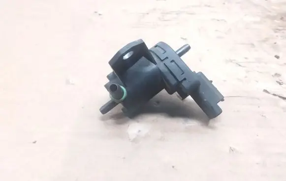 Citroen C4 Grand Picasso Vacuum valve 9688124580