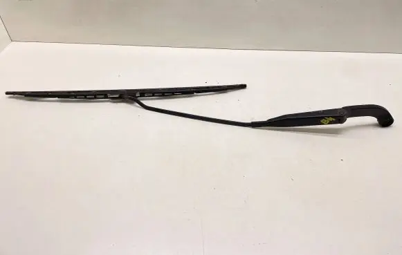 Audi 80 90 S2 B4 Front wiper blade arm 893955407D