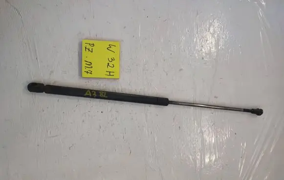 Audi A3 S3 8L Shock absorber/damper mounting bracket 8464641