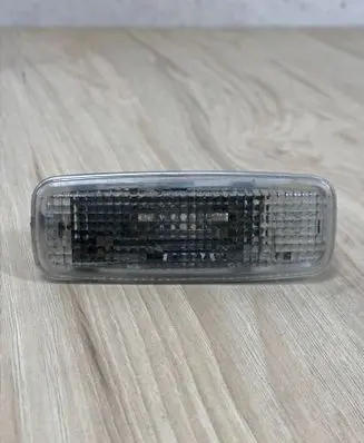 Audi A6 S6 C6 4F Other interior light 4E0947105 1707
