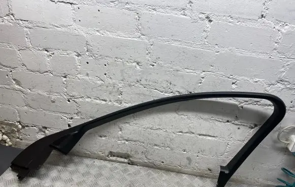 Jaguar XF X250 Other front door trim element 8X2320890A 06396 B45XB