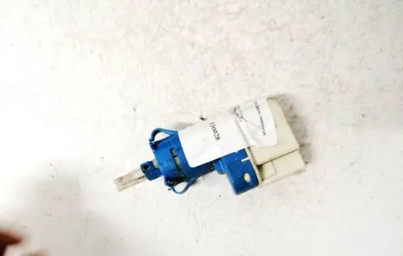 Mazda 3 I Brake pedal sensor switch 3M5T9C872AB