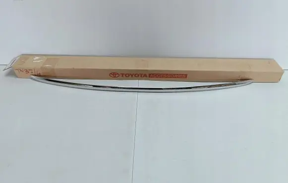 Toyota Yaris Rear door emblem/model letters PZ415-B0491-ZB