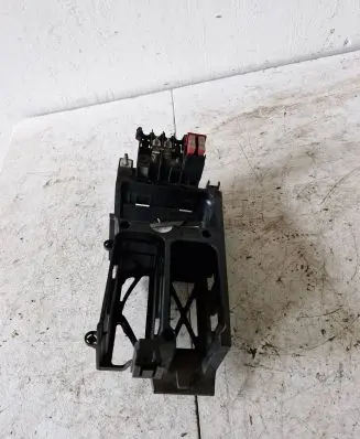 Opel Astra H Battery relay fuse 1534964 743380