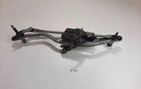 Audi A4 S4 B8 8K Front wiper linkage and motor 8K1955023D