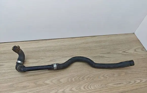 Volvo S80 Electric car engine cooling hoses/pipes 6G9N18D659