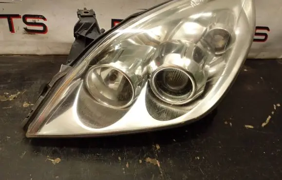 Opel Vectra C Headlight/headlamp