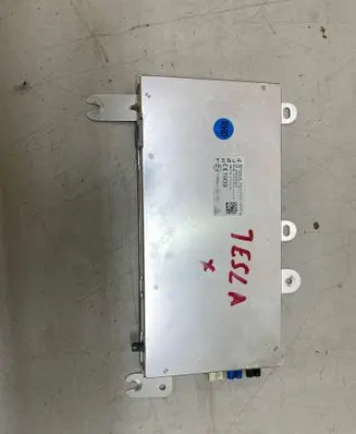 Tesla Model X Central body control module 108102300E 116RAI001157 2016DJ1960