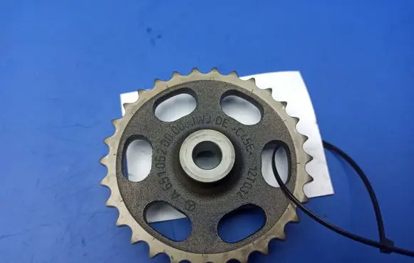 Mercedes-Benz C W204 Timing chain sprocket A6510520000