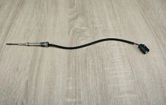 BMW 4 G22 G23 G24 G26 Exhaust gas temperature sensor 8582662
