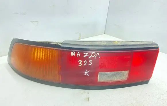 Mazda 323 F Rear/tail lights 88103