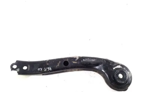 Rear control arm