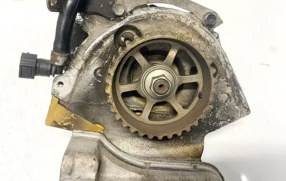 Suzuki Grand Vitara II Fuel injection high pressure pump 0445010087 8200342594
