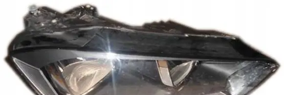 Volkswagen Golf Sportsvan Headlight/headlamp