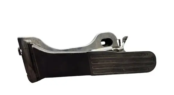 Volkswagen Golf VI Accelerator throttle pedal 1K1721503T 1014909