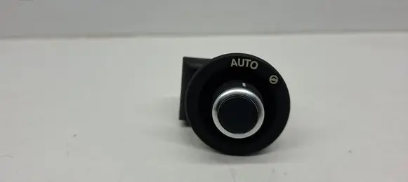 Jaguar XE Steering wheel adjustment switch FW936465BB