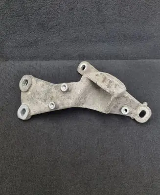 Audi A8 S8 D4 4H Gearbox mounting bracket 4H0399114E