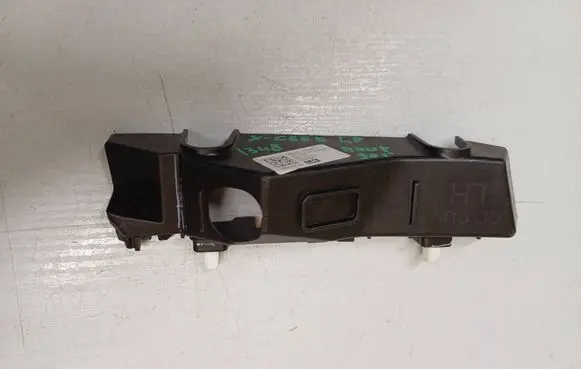 KIA Xceed Front bumper mounting bracket 86513J7CA0 KS1E5760 Z3Q0296