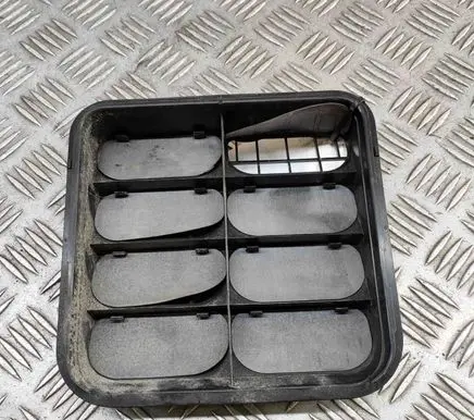 Audi e-tron Quarter panel pressure vent 4M0819181A