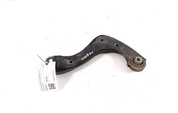 Rear control arm