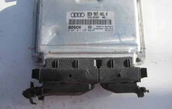 Audi A4 S4 B6 8E 8H Engine control unit/module 8E0907401H