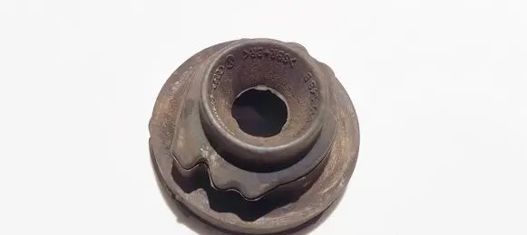Volkswagen Golf IV Front coil spring rubber mount 1j0512149b