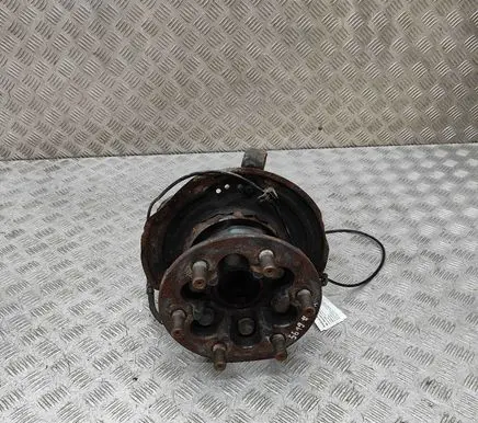 Iveco Daily 6th gen Front wheel hub 5802418095
