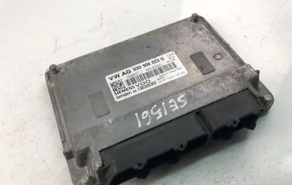 Volkswagen Fox Engine control unit/module 03D906023Q